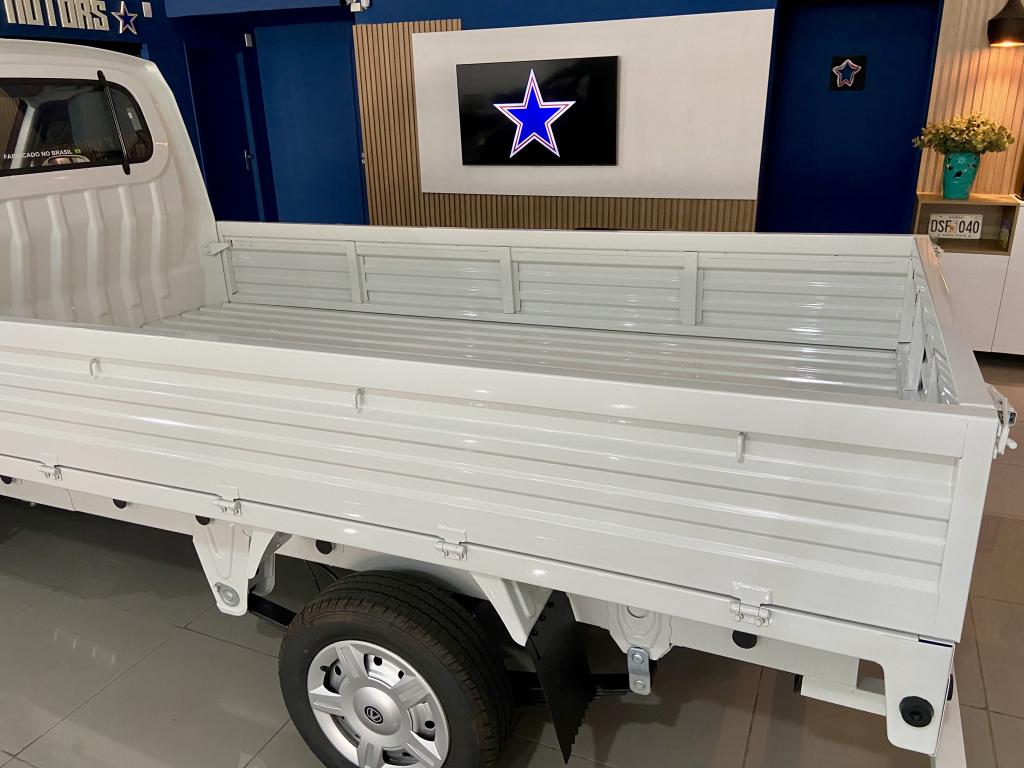 EFFA MOTORS V21 Cabine Simples - Foto