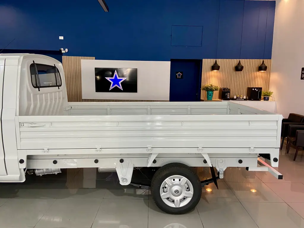 EFFA MOTORS V21 Cabine Simples - Foto