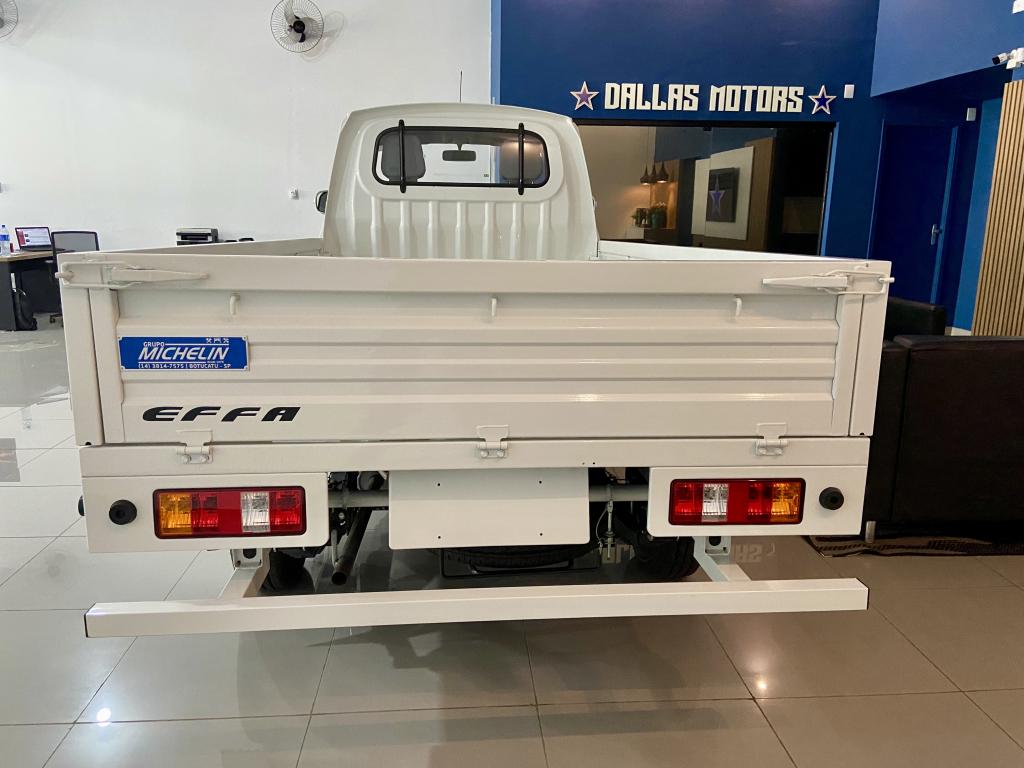 EFFA MOTORS V21 Cabine Simples - Foto