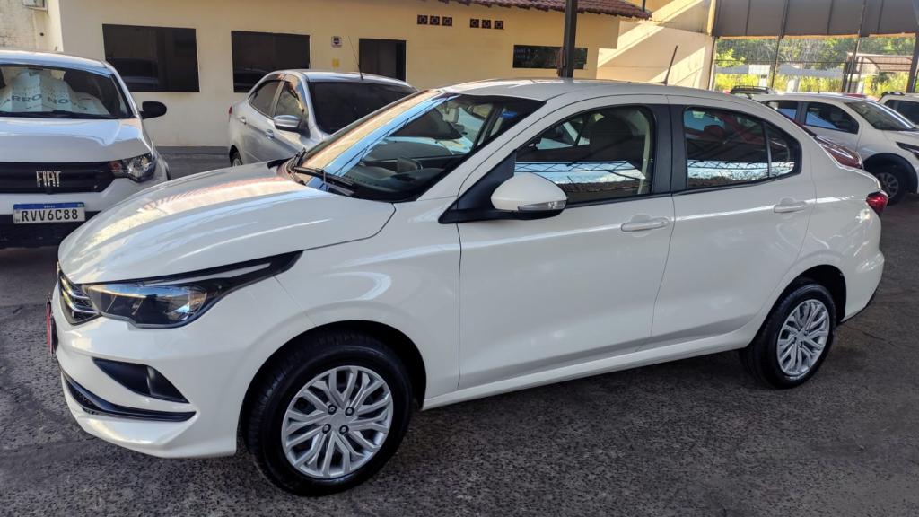 FIAT Cronos - Foto