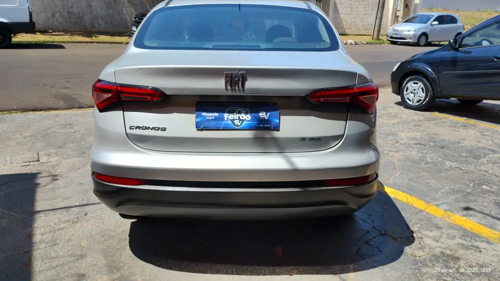 FIAT Cronos - Foto