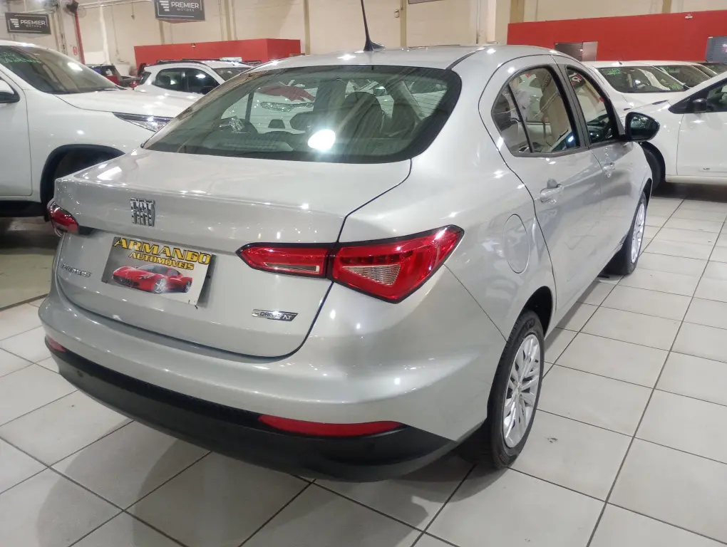 FIAT Cronos - Foto