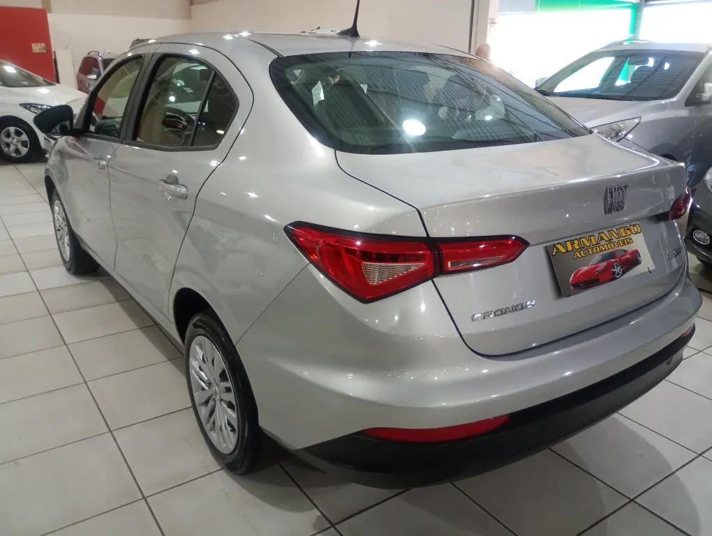 FIAT Cronos - Foto
