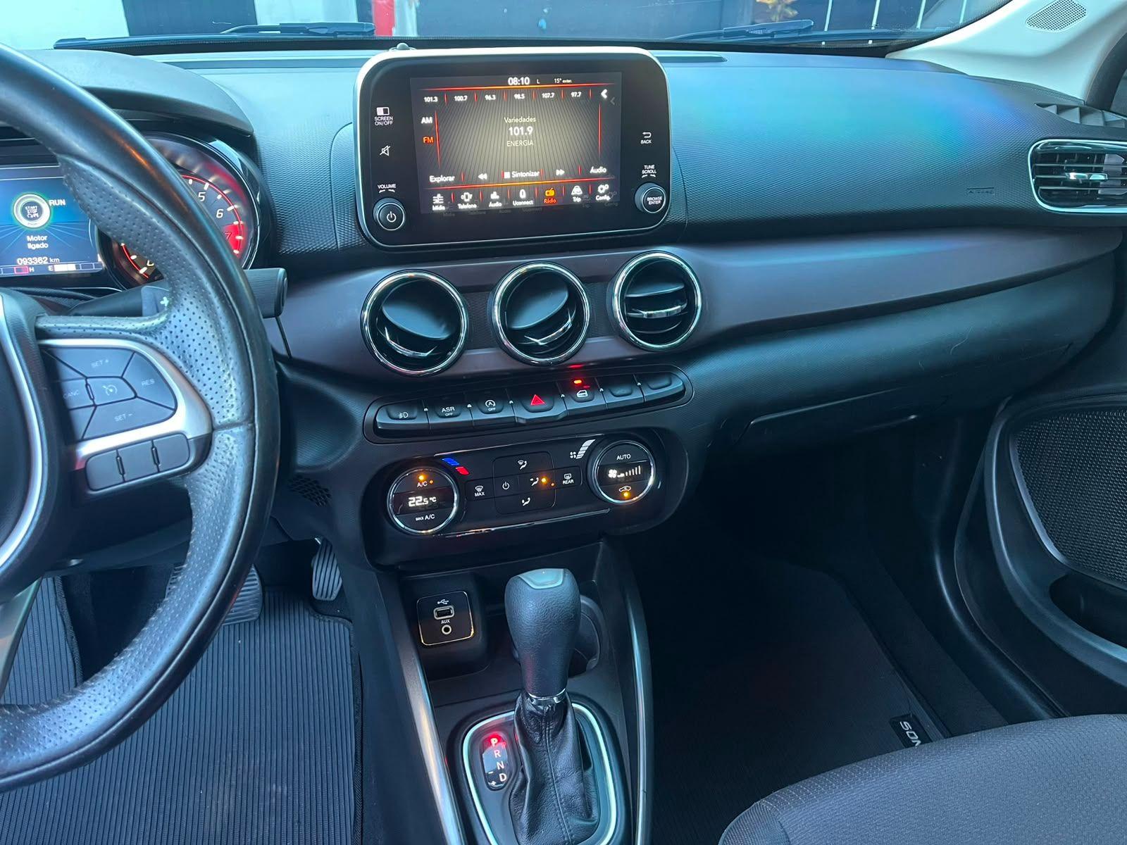 FIAT Cronos - Foto