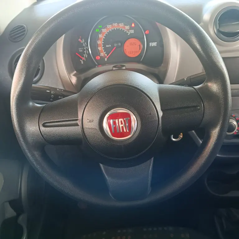 FIAT Fiorino Furgão - Foto