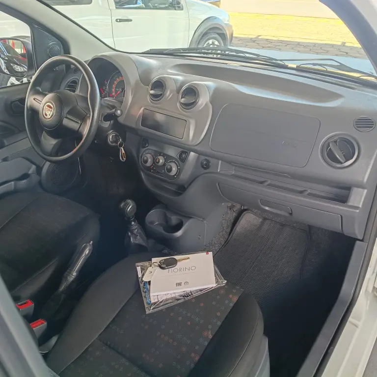 FIAT Fiorino Furgão - Foto