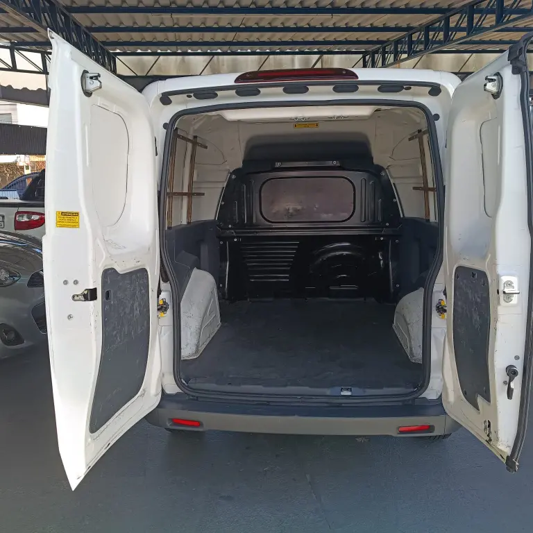 FIAT Fiorino Furgão - Foto