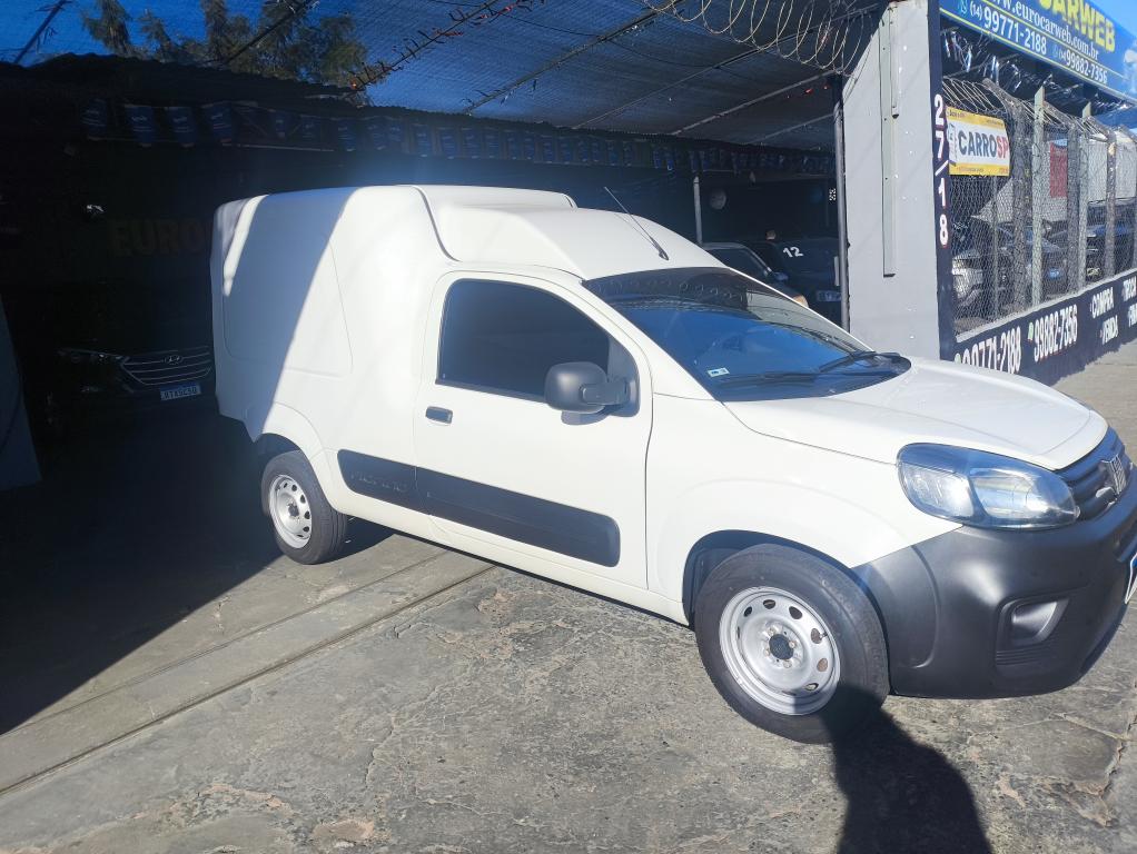 FIAT Fiorino Furgão - Foto
