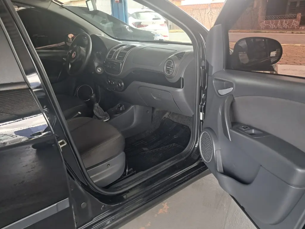 FIAT Grand Siena - Foto