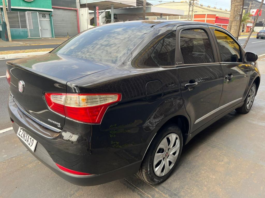 FIAT Grand Siena - Foto