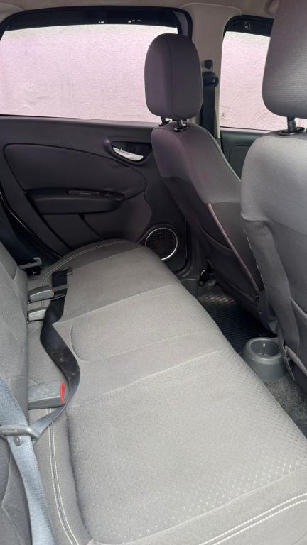 FIAT Grand Siena - Foto