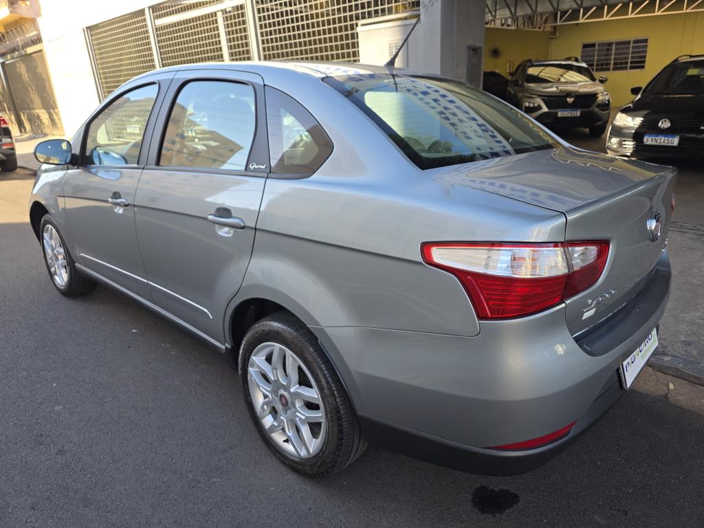FIAT Grand Siena - Foto