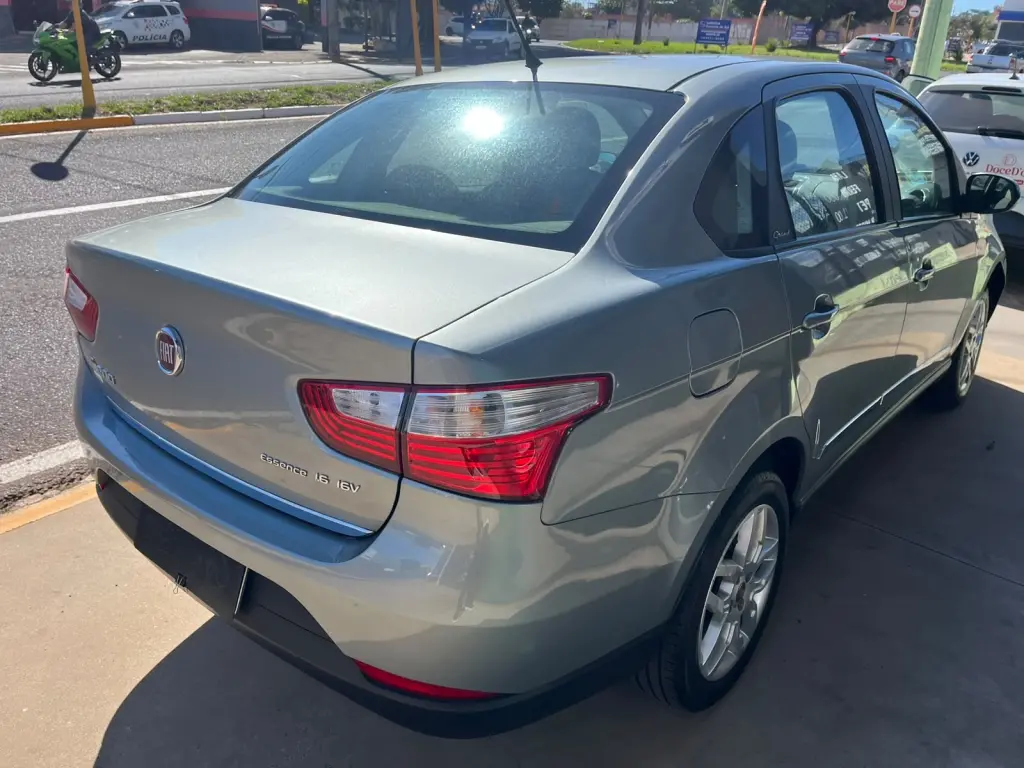 FIAT Grand Siena - Foto