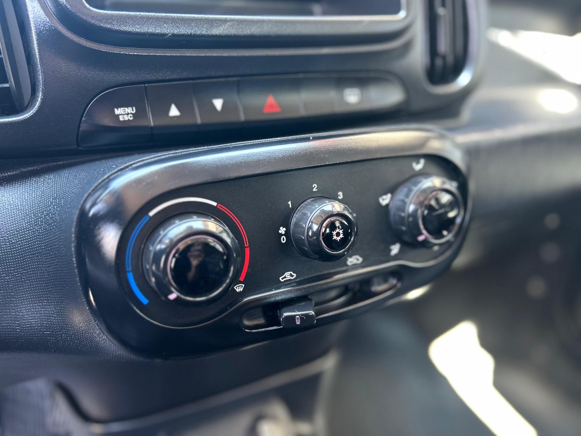 FIAT Mobi - Foto