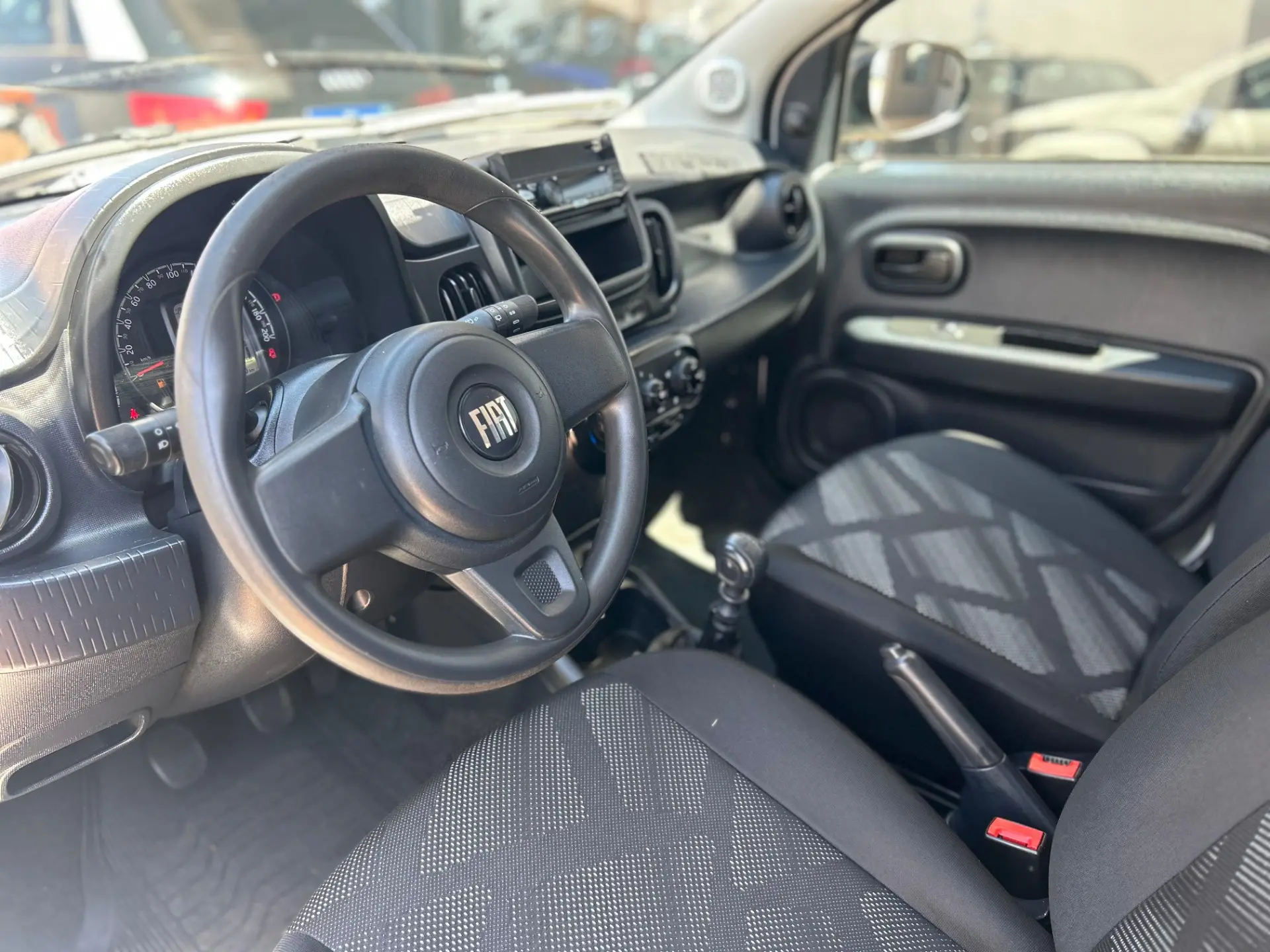 FIAT Mobi - Foto