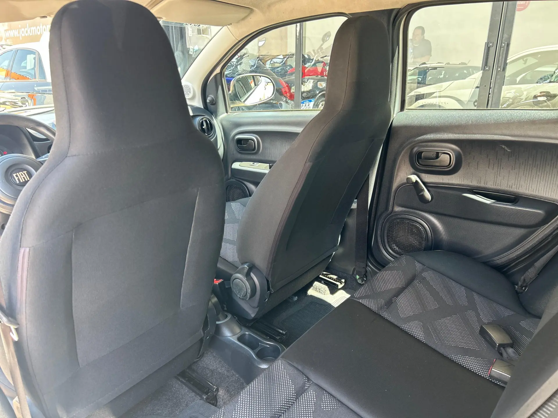 FIAT Mobi - Foto