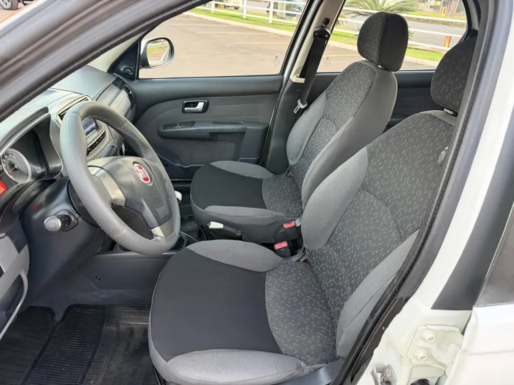 FIAT Palio Weekend - Foto