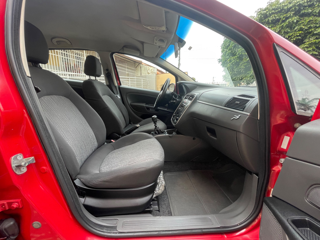 FIAT Punto - Foto