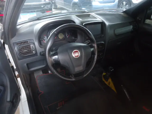 FIAT Strada - Foto