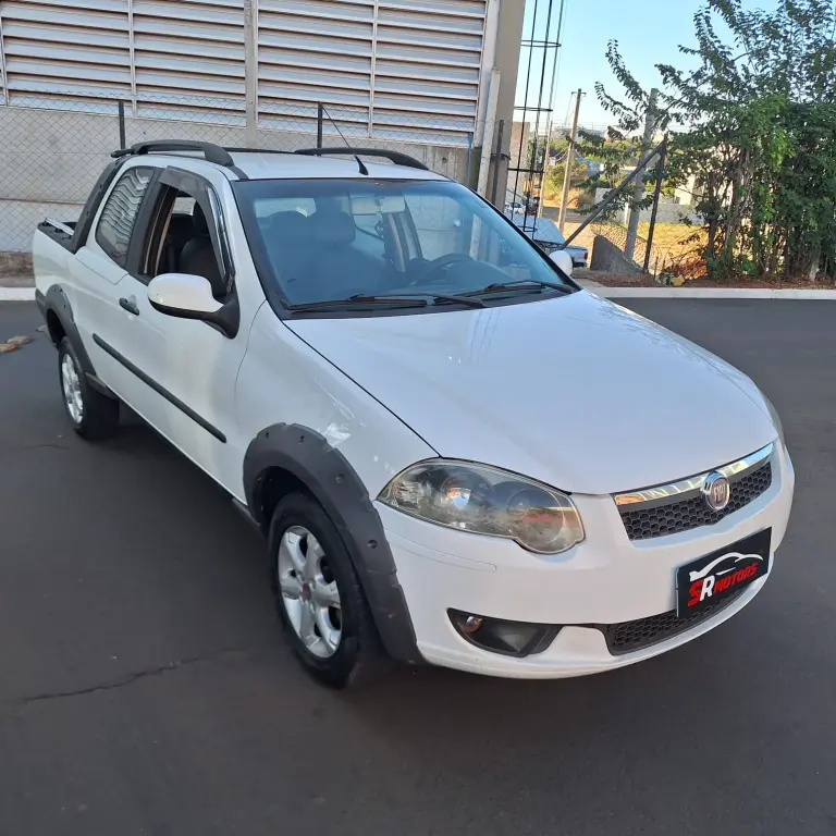 FIAT Strada - Foto