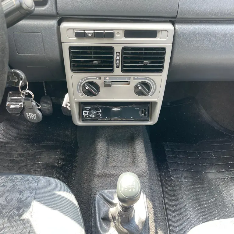 FIAT Uno - Foto