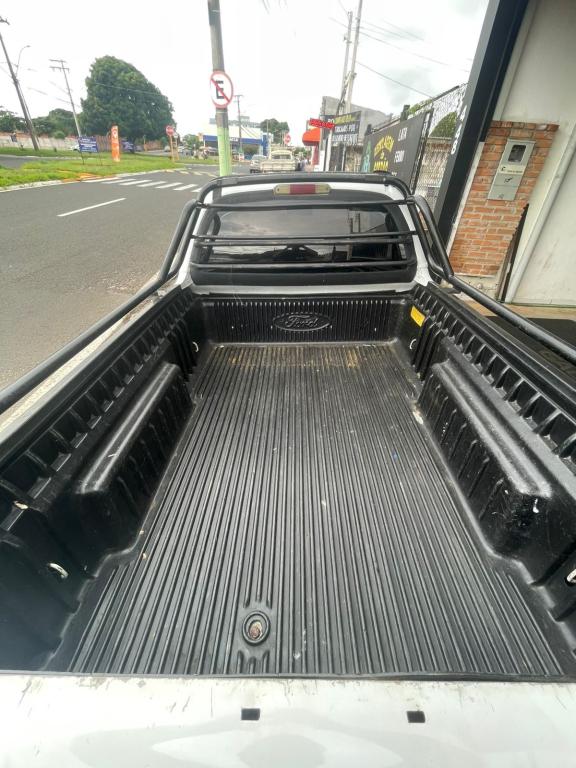 FORD Courier - Foto