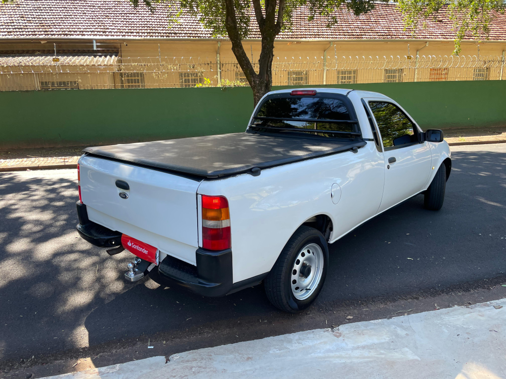 FORD Courier - Foto
