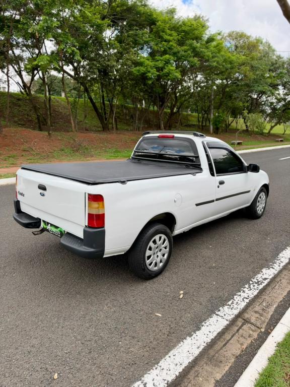 FORD Courier - Foto