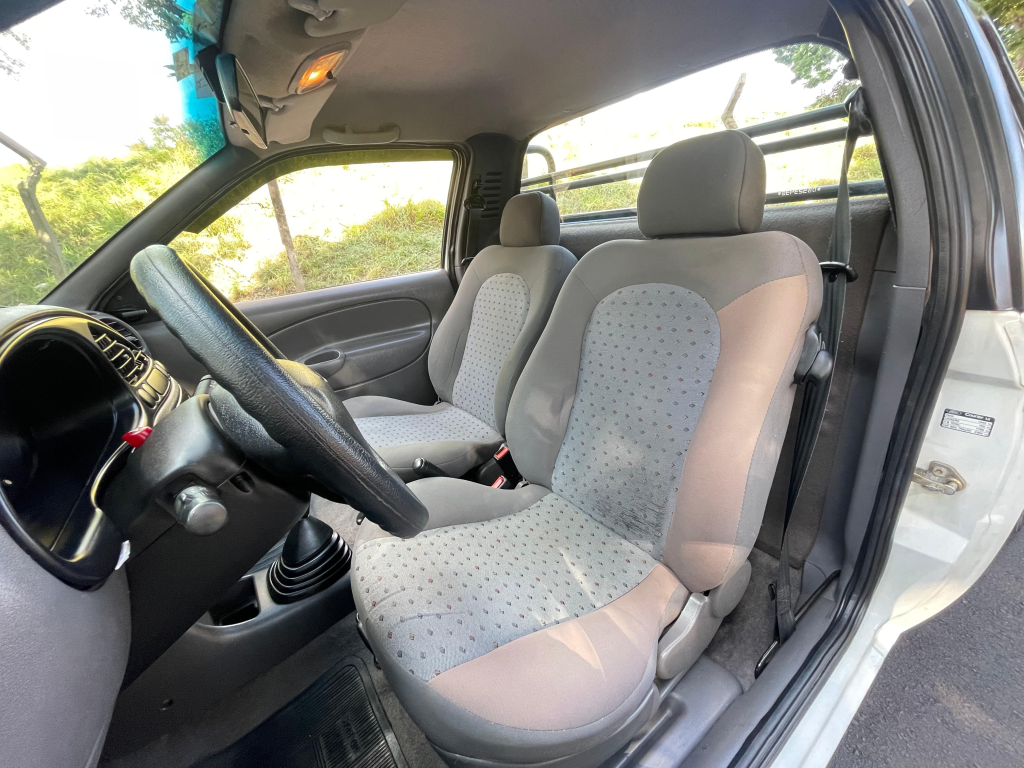 FORD Courier - Foto