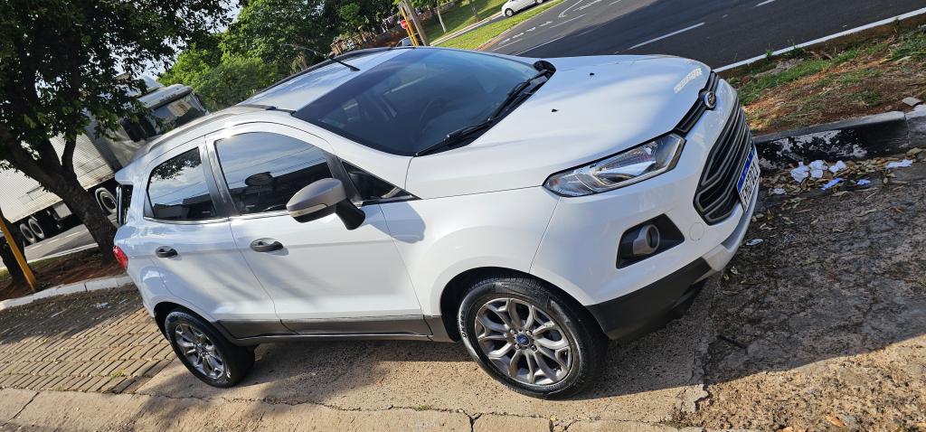 FORD Ecosport - Foto