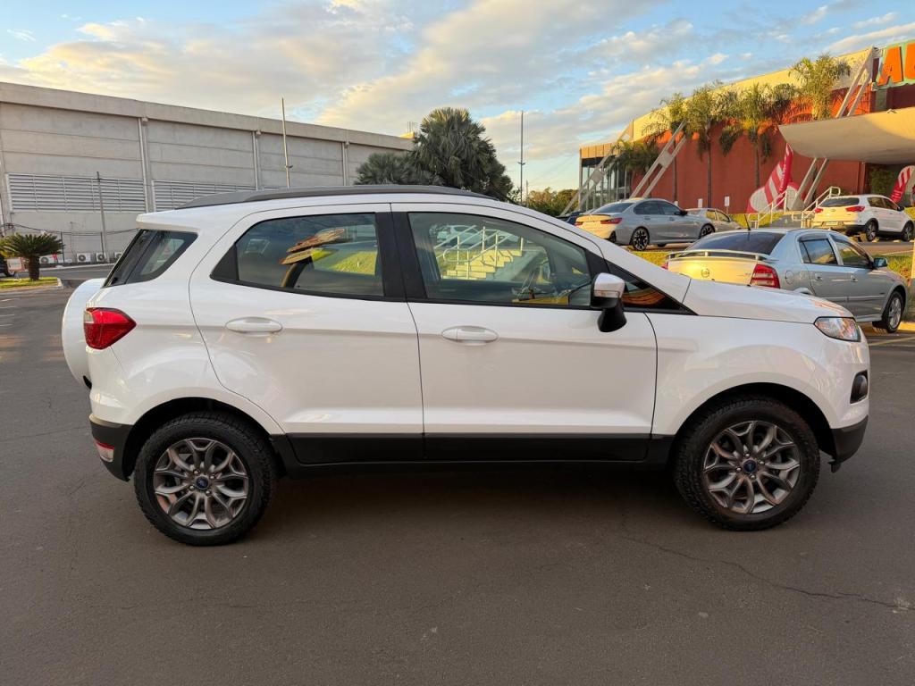 FORD Ecosport - Foto