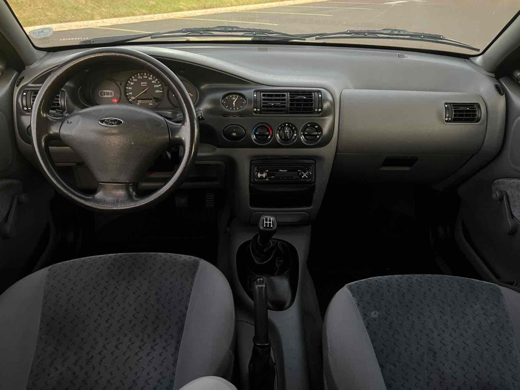 FORD Escort - Foto