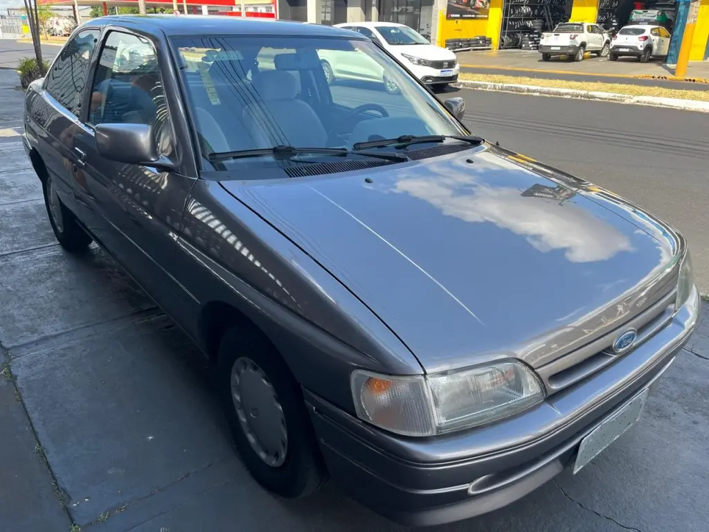 FORD Escort - Foto