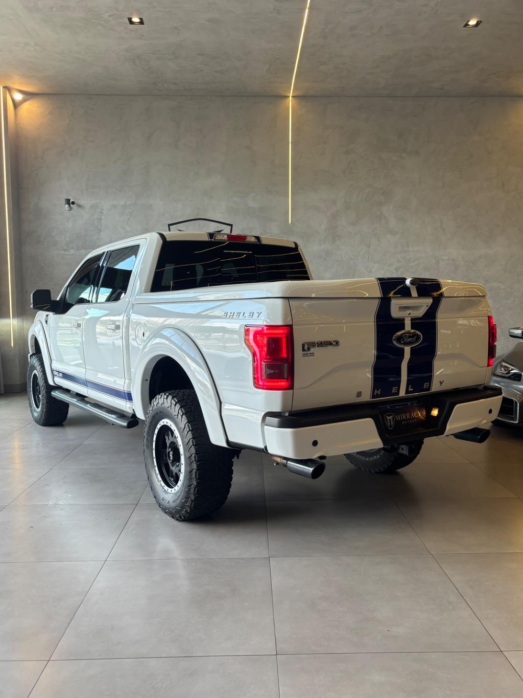 FORD F-150 - Foto