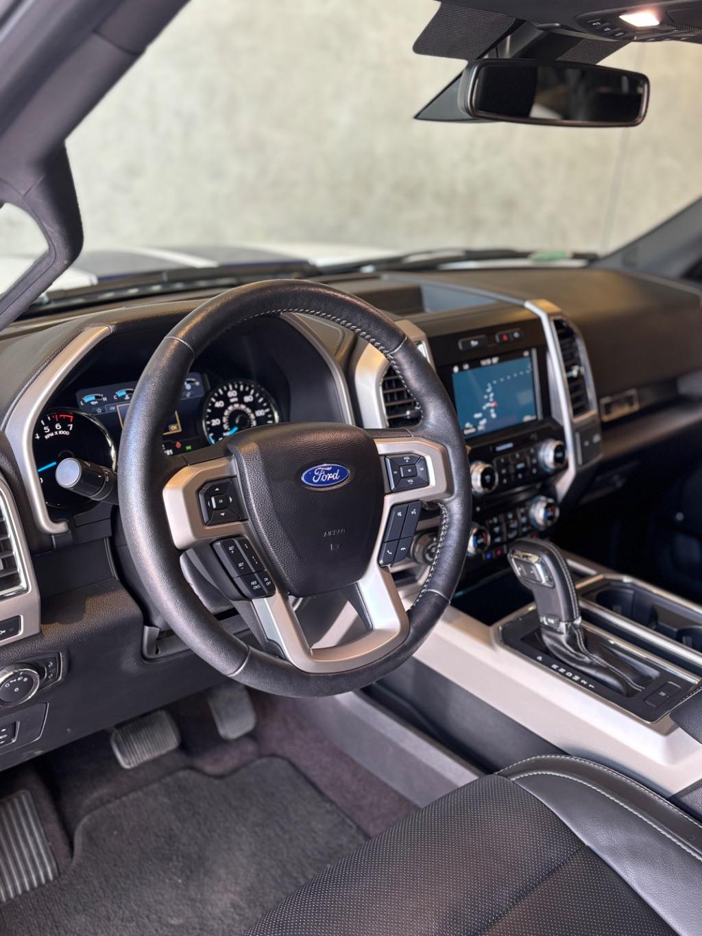 FORD F-150 - Foto