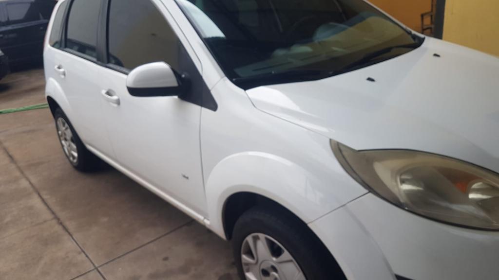 FORD Fiesta Hatch - Foto