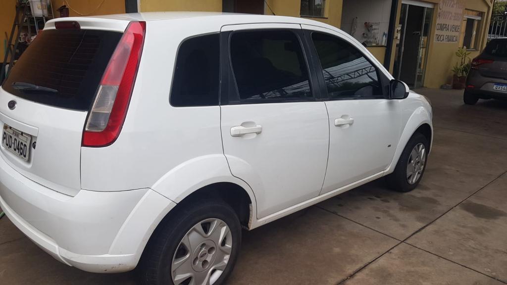 FORD Fiesta Hatch - Foto