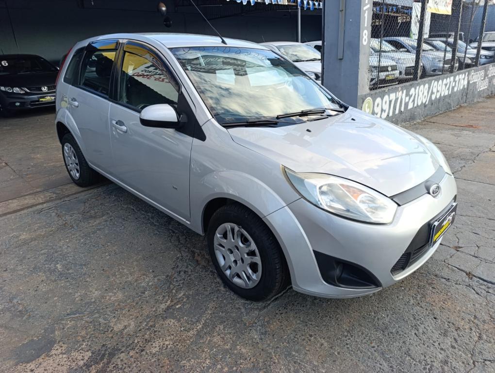 FORD Fiesta Hatch - Foto