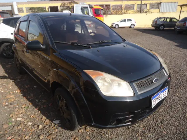 FORD Fiesta Hatch - Foto