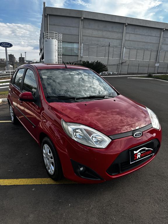 FORD Fiesta Hatch - Foto