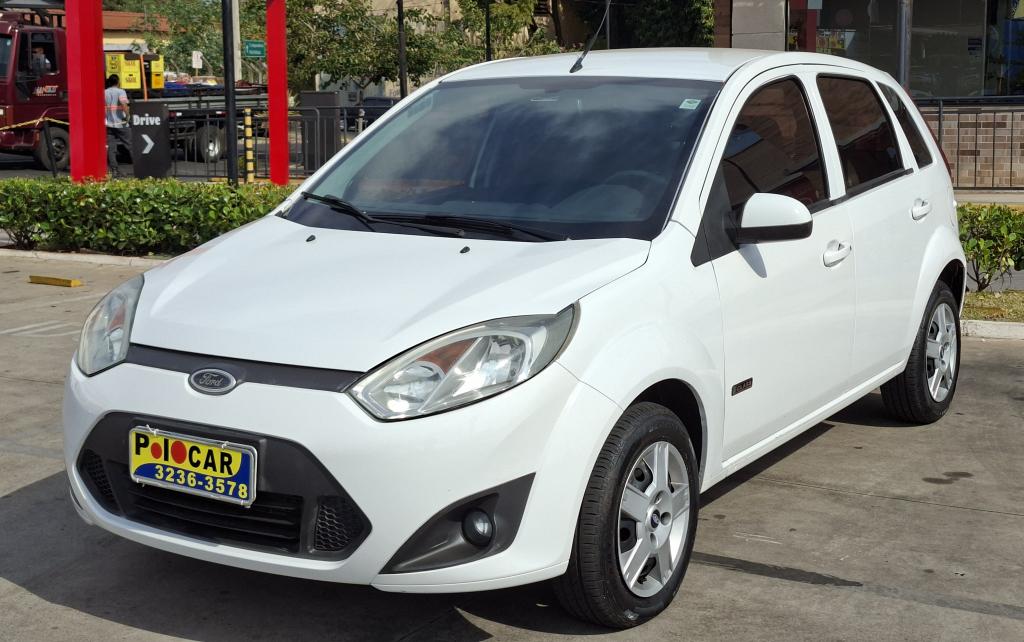 FORD Fiesta Hatch - Foto