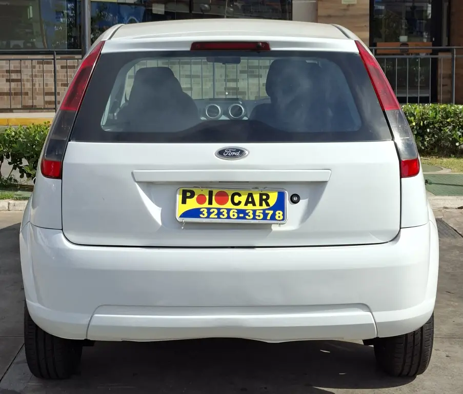 FORD Fiesta Hatch - Foto