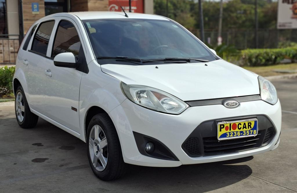 FORD Fiesta Hatch - Foto