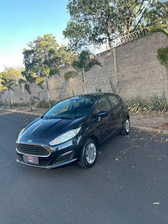 FORD Fiesta Hatch - Foto