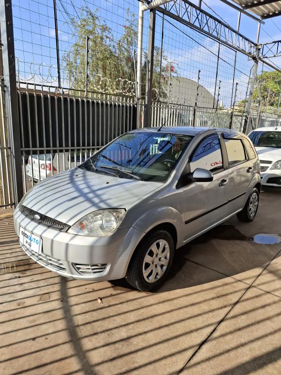 FORD Fiesta Hatch - Foto