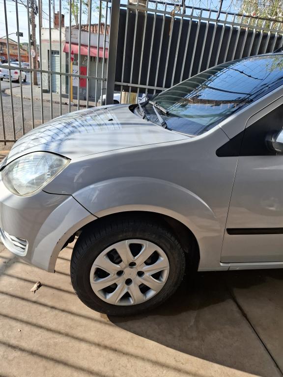 FORD Fiesta Hatch - Foto