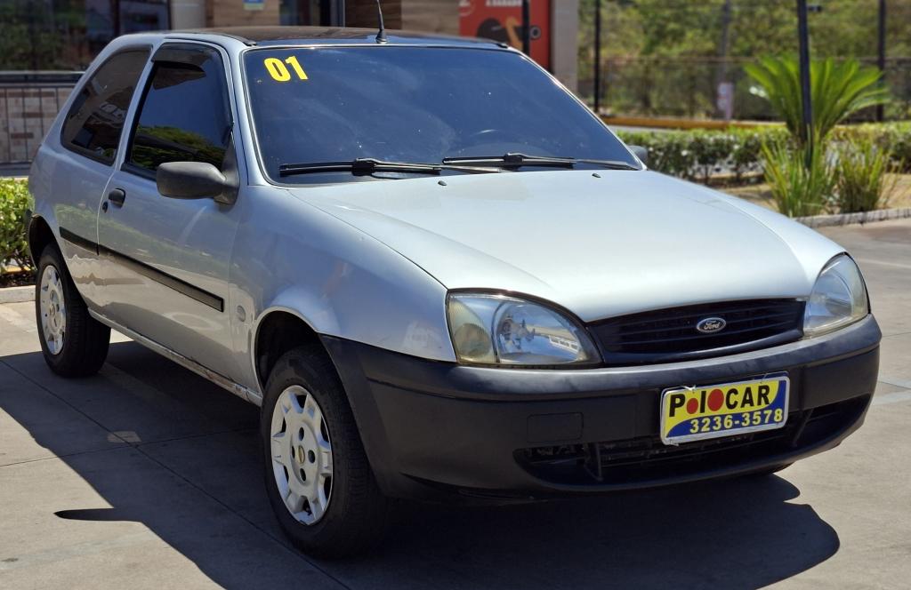 FORD Fiesta Hatch - Foto