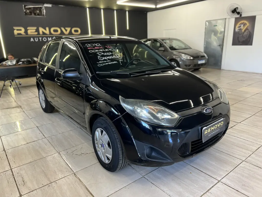 FORD Fiesta Hatch - Foto