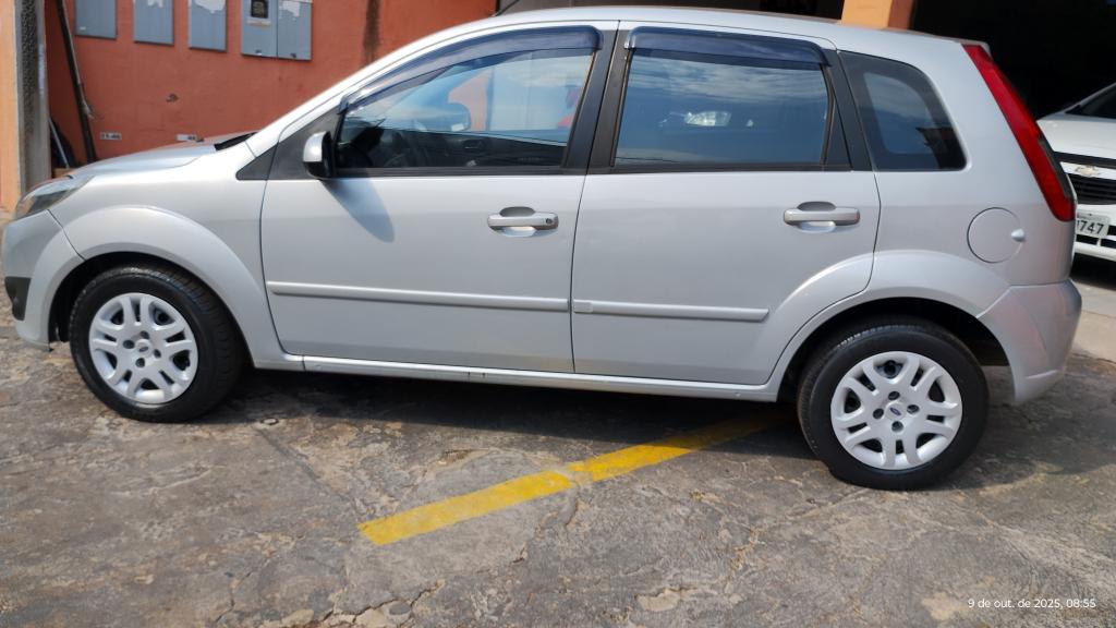 FORD Fiesta Hatch - Foto