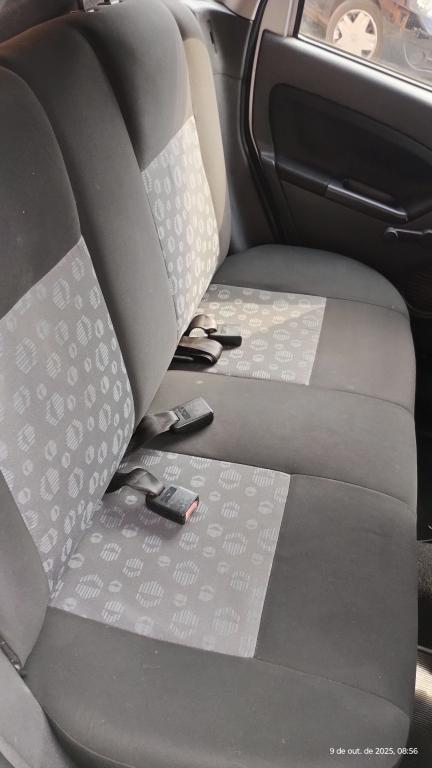 FORD Fiesta Hatch - Foto